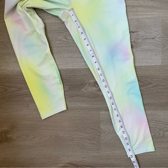 Fabletics Boost PowerHold High-Waisted 7/8 Legging, Blur/Lemon Crème - Picture 13 of 14